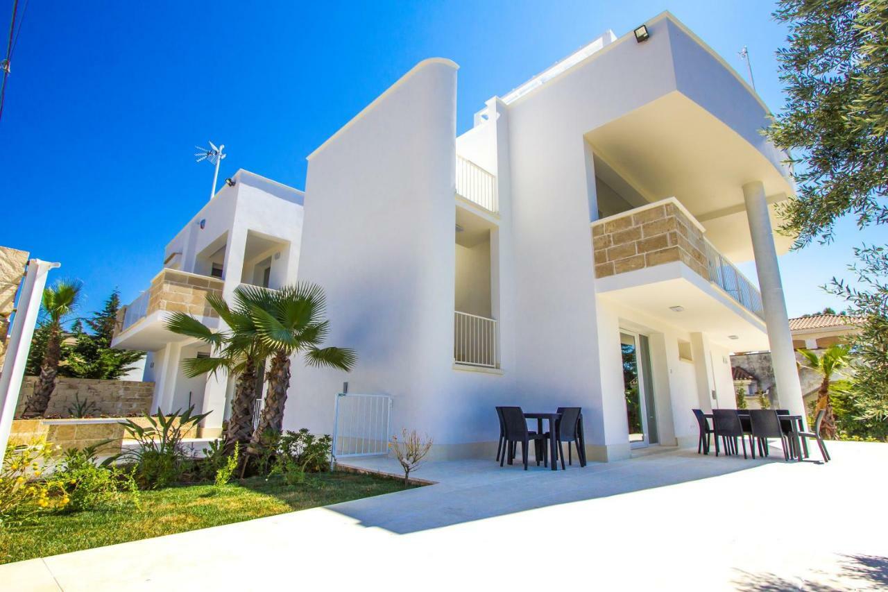 Aparthotel Residence Ludovica - Piscina Panoramica Vista Mare Santa Maria al Bagno Exterior photo