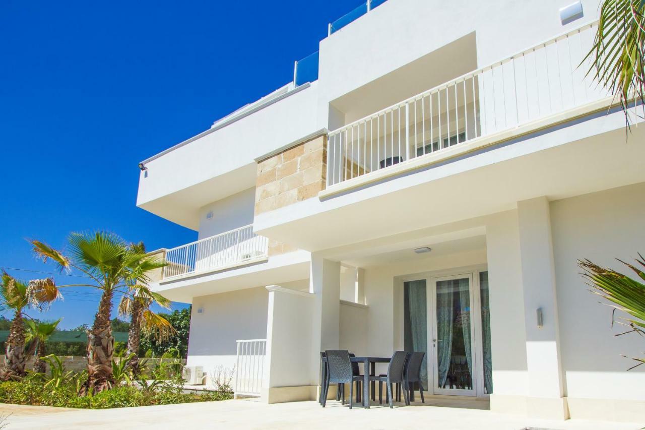 Aparthotel Residence Ludovica - Piscina Panoramica Vista Mare Santa Maria al Bagno Exterior photo